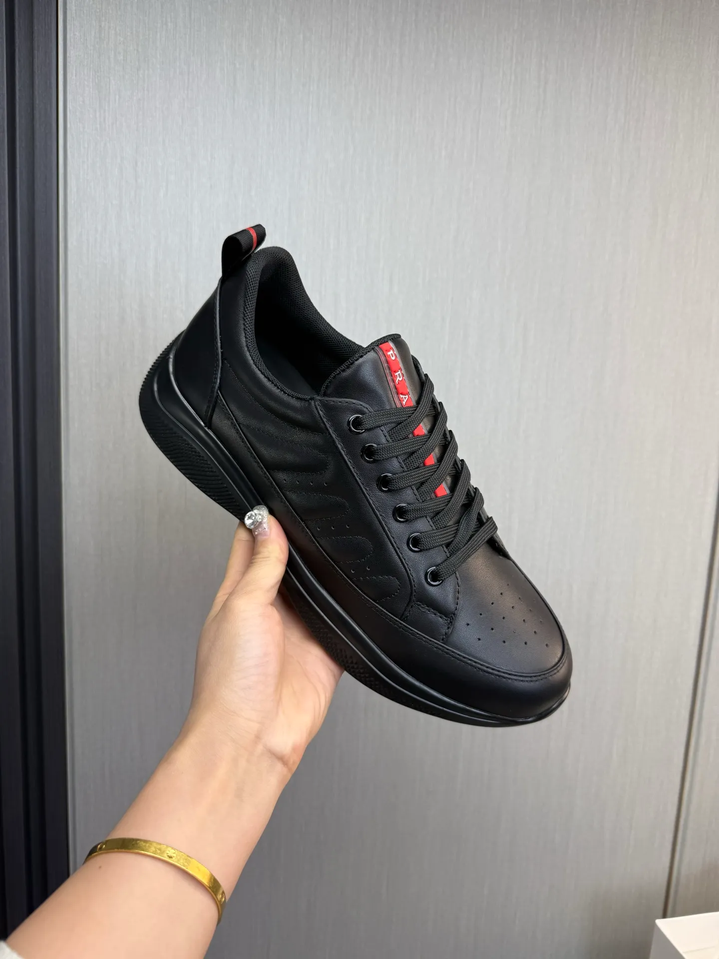 Men's shoes 580💰 [PRADA] Men's shoes are popular in the counter, official website synchronization, 1 high-quality shipment ✔️Original cowhide + cowhide lining, 1🆚1 replica, original sole, 38-45 (45 customized, non-refundable)